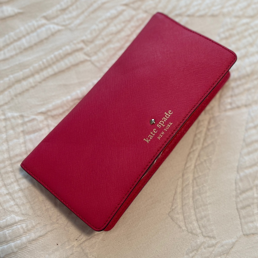 Kate Spade Cedar Street Carmilla in Cabaretpink Large Billfold Wallet